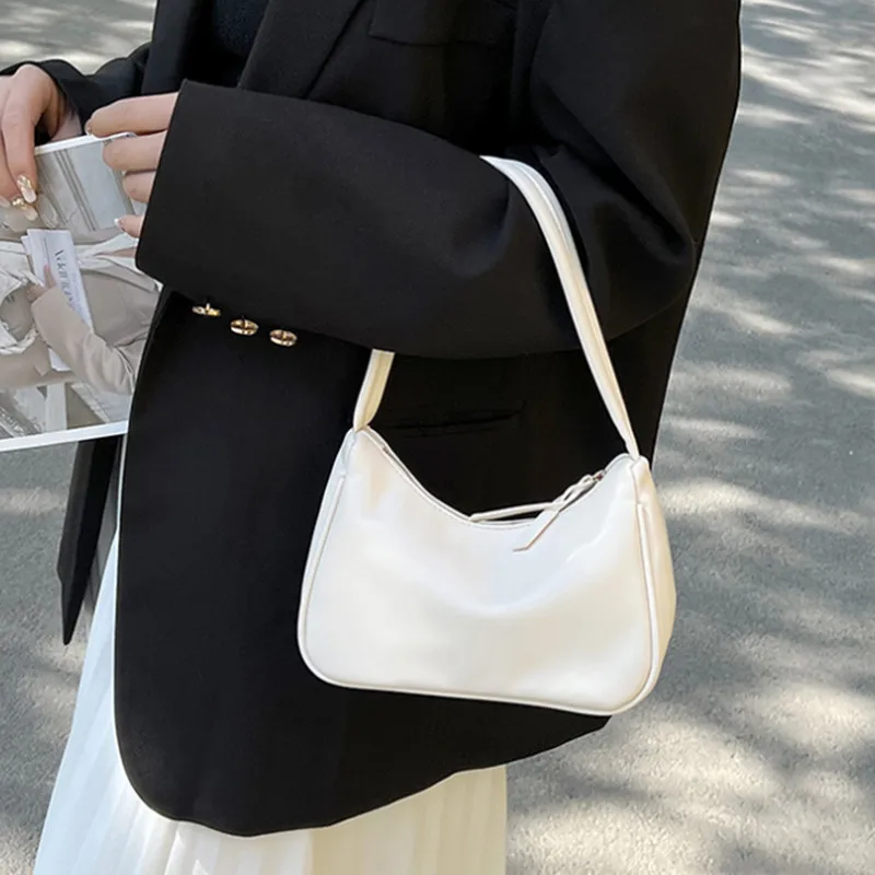 

Новинка 2022, женская сумка-тоут, качественная сумка-мессенджер из мягкой кожи, стильные сумки, лидер продаж, трендовая брендовая дизайнерска...