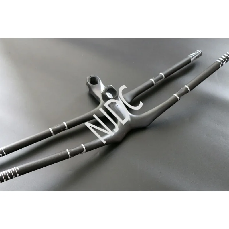 

All-Carbon Fiber Integrated Handlebar Mountain Bike Straight Handlebar Fork Caliber 28.6 and 31.8