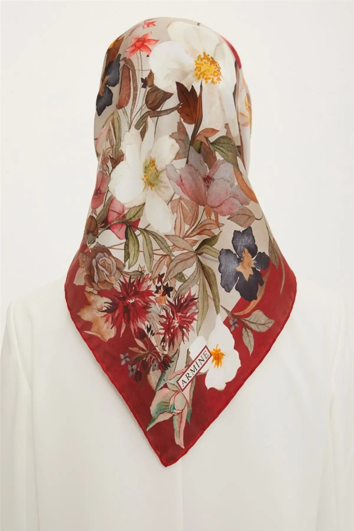 Рисунок 3 - Шелковый шарф Сура 22 ya8746 1