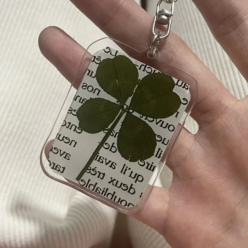Новый креативный акриловый брелок с четырьмя листами клевера двусторонний кулон