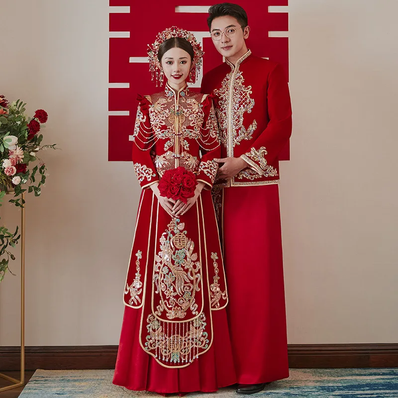 Gorgeous Golden Red XiuHe Suit Traditional Chinese Style Women Wedding Dress Diamonds Decorate Long Sleeves Bride Set