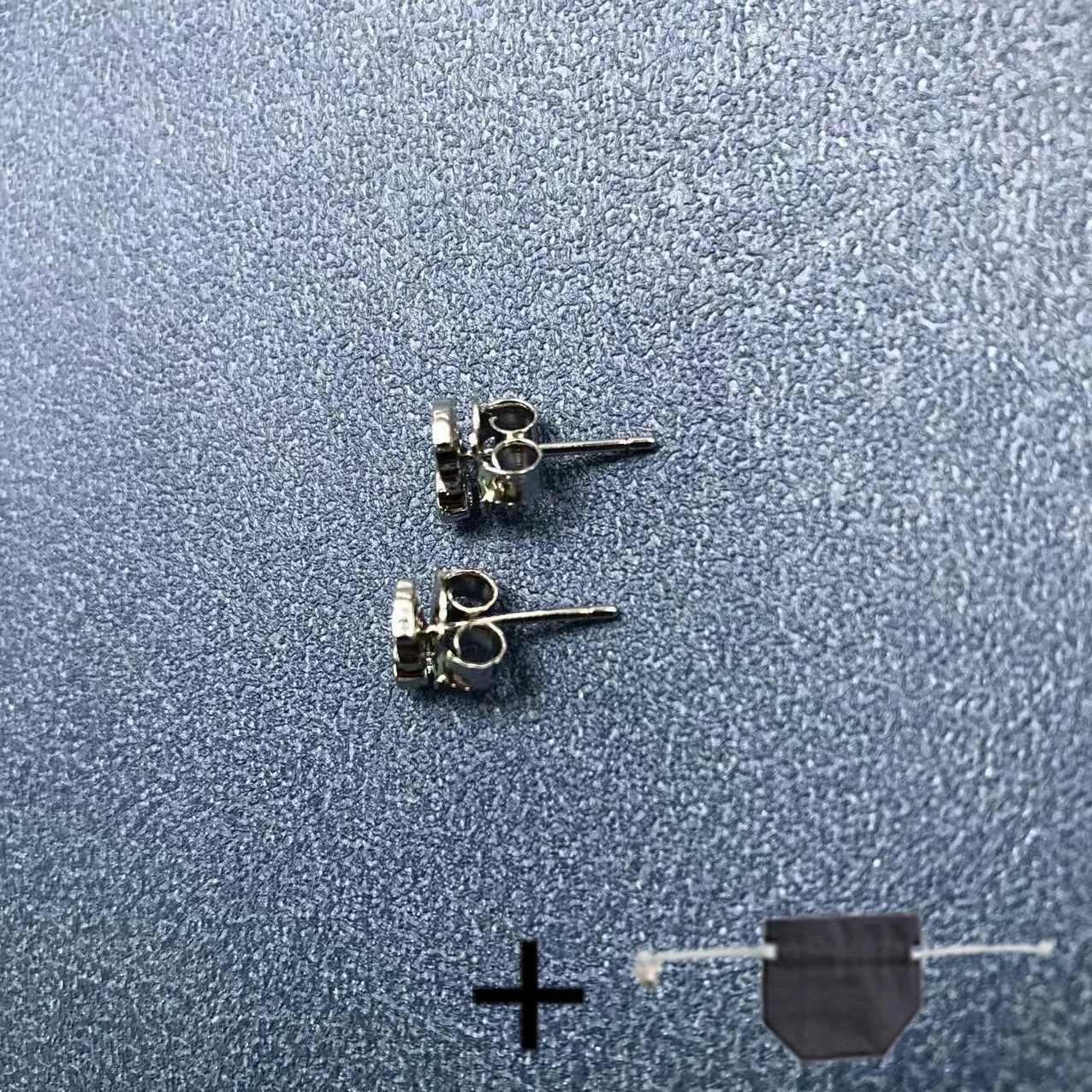 

Женские серьги из серебра 925 пробы, с красной сеткой