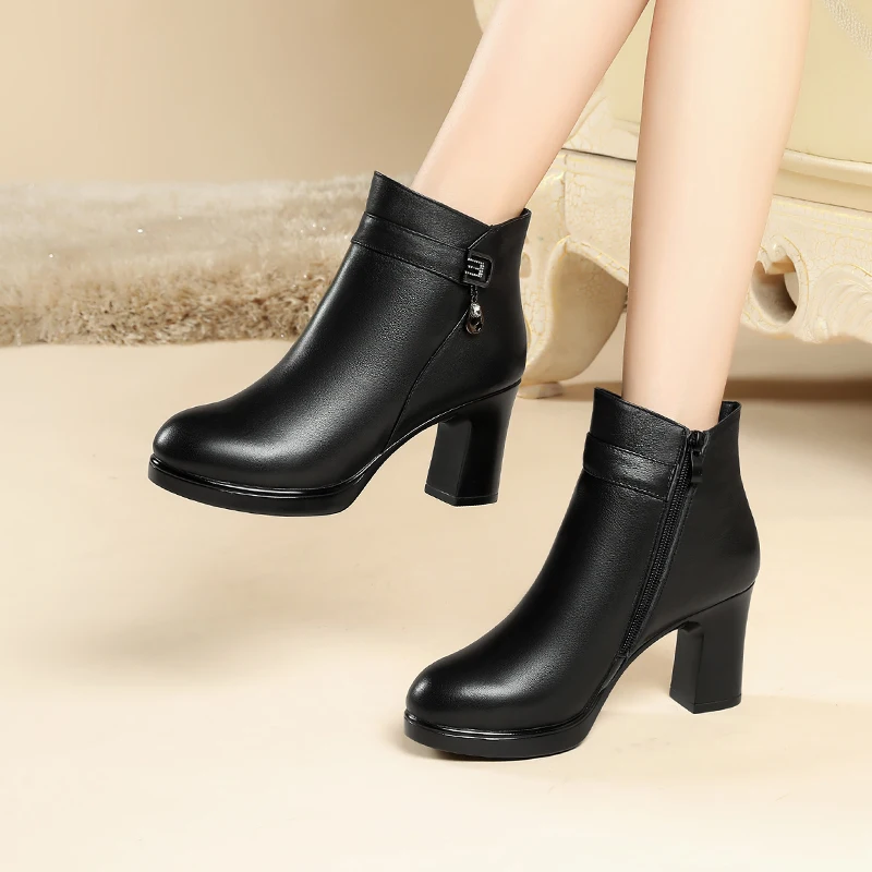 AIYUQI Women Ankle Boots 2023 Winter Genuine Leather Women Fashion Boots Large Size Natural Wool Warm Women Marton Boots