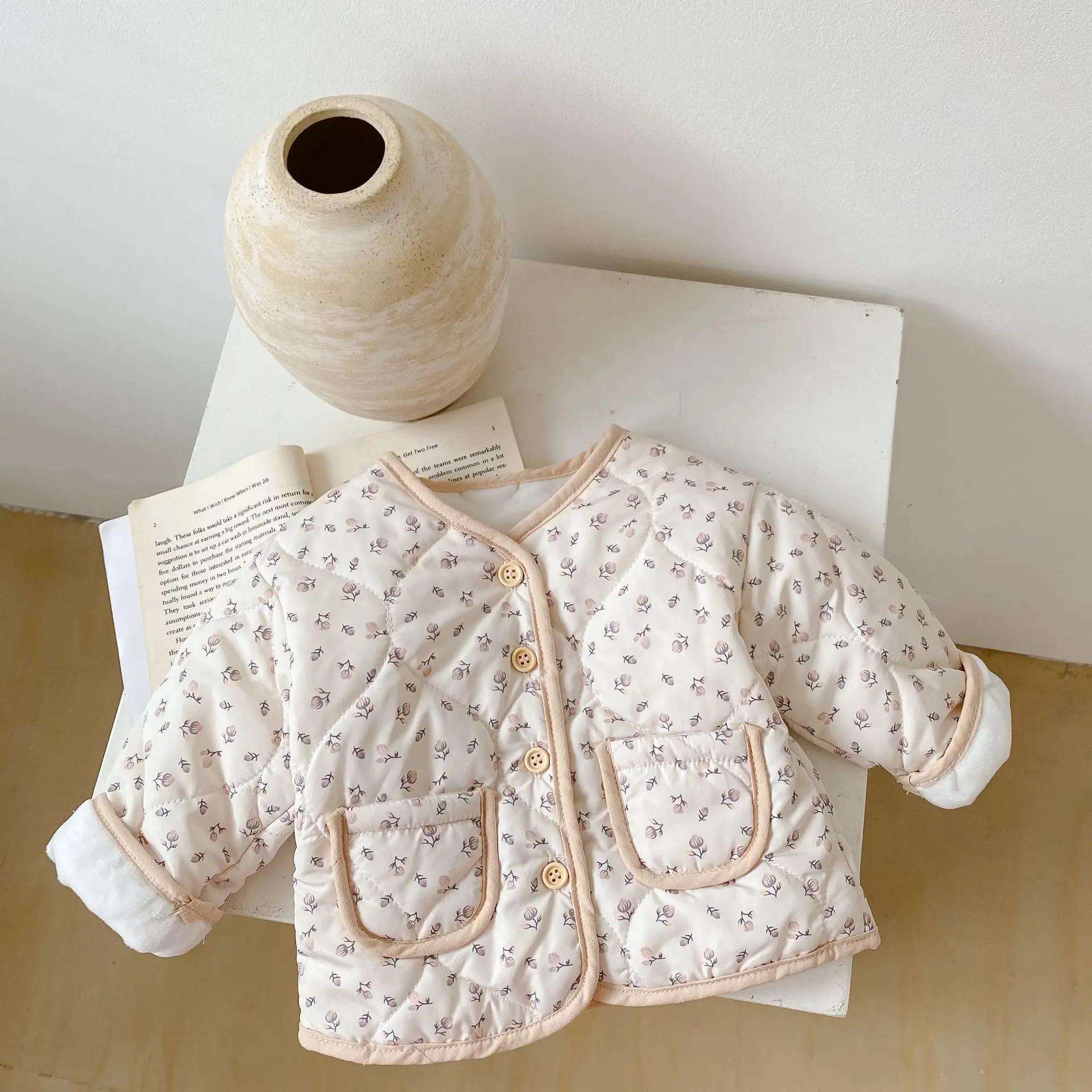 

2023 New Winter Newborn Infant Long Sleeve Warm Coat Baby Girl Floral Padded Jacket Thick Kids Cardigan Girls Casual Coat