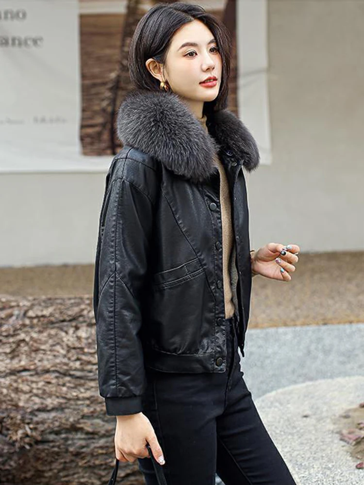 New Women Plus Velvet Lining Leather Jacket Autumn Winter Fashion Warm Fox Fur Collar Loose Short Motorbiker Coat Split Leather