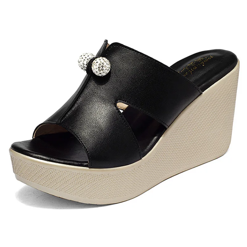 

Plus Size 32-43 Elegant Crystal Beads Thick Sole Platform Shoes Women Slippers Summer 2022 Beach Daily High Heels Wedges Slides