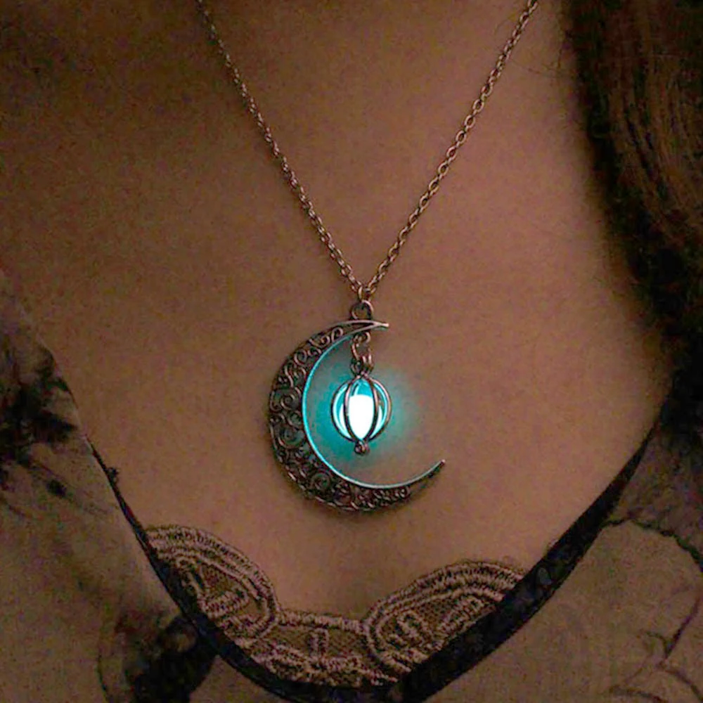 

IFMIA Retro Luminous Pendant Moon Necklace Jewelry for Women Goth Christmas Fashion Vintage Glow at Night Wholesale Necklaces