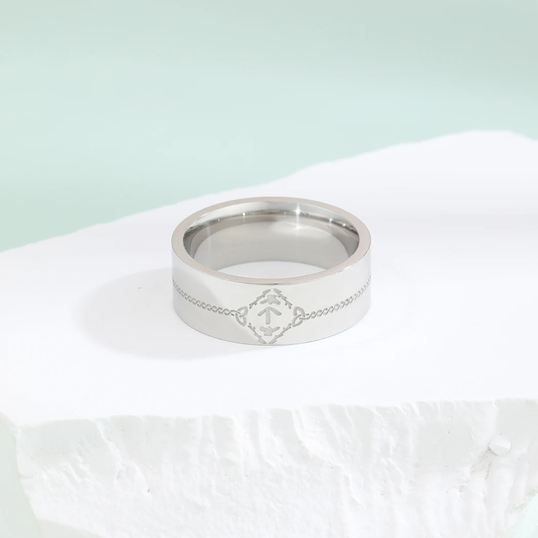

Kinitial 2022 New Simple Made Engraved Viking Raven Nordic Ring Exquisite Stainless Steel Celtic Anniversary Traditional Jewelry