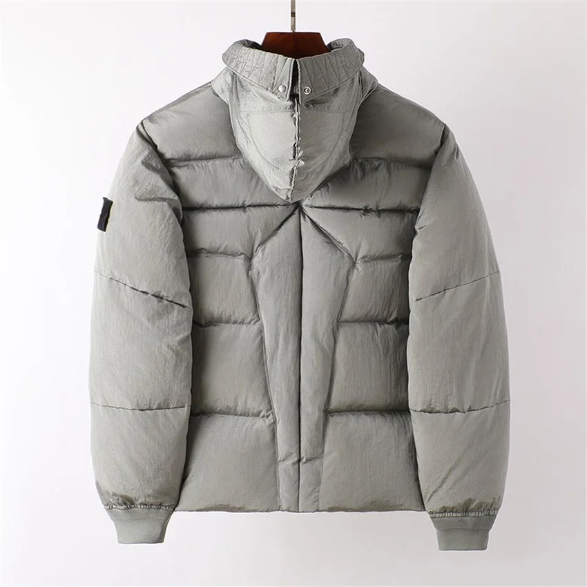 New Autumn And Winter Men's Metal Light Down Jacket Couples Hooded Armband Pleated Nylon Down Coat