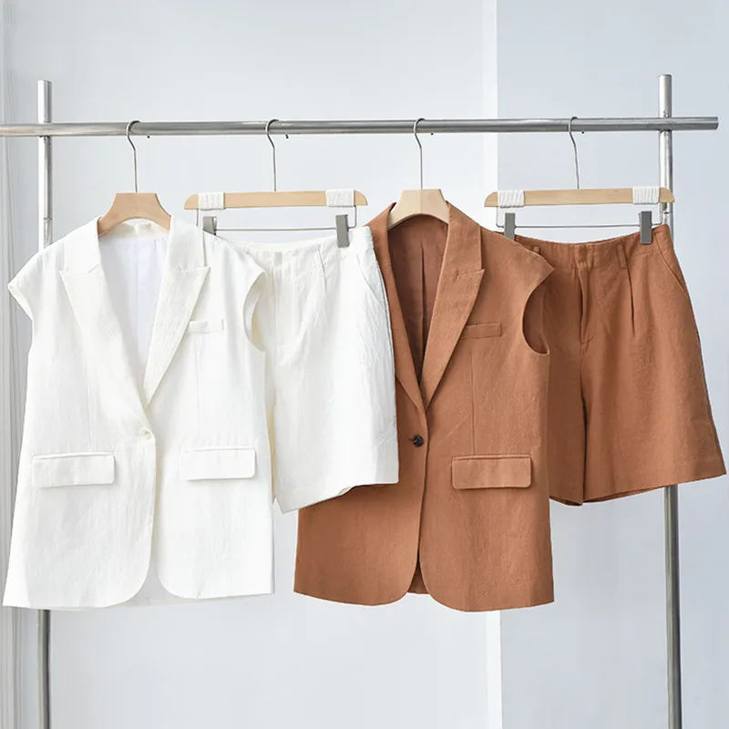 

Women Coat Beading Single Button Sleeveless And Wide Leg Shorts
