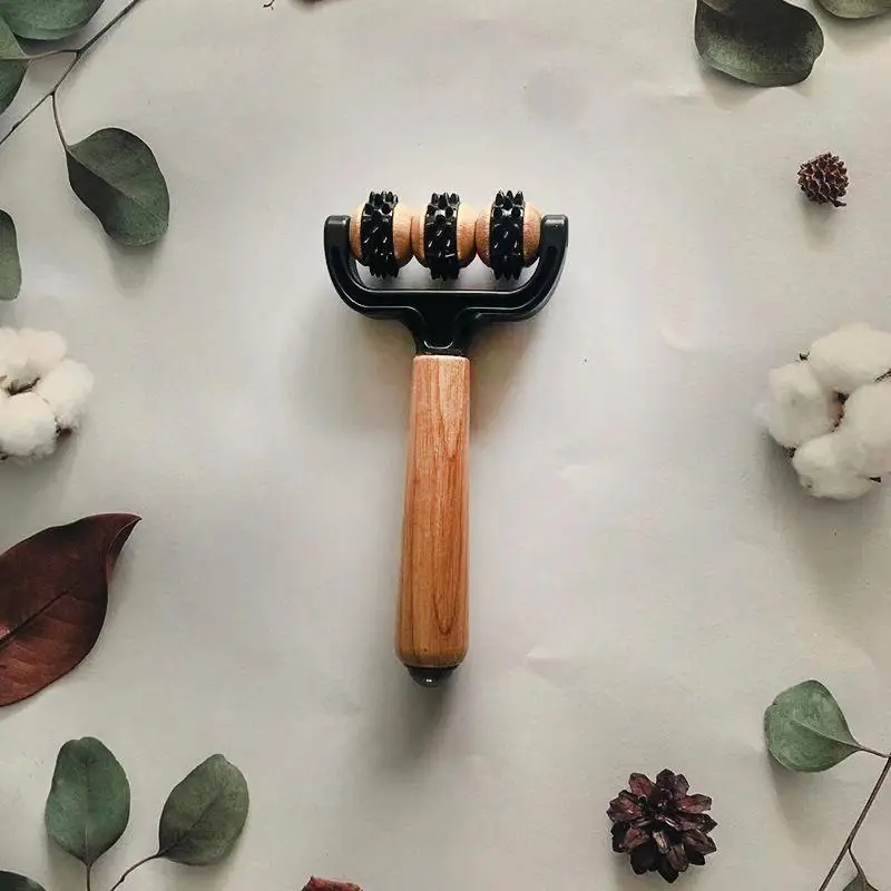 1 шт. ручной массажный ролик из массива дерева