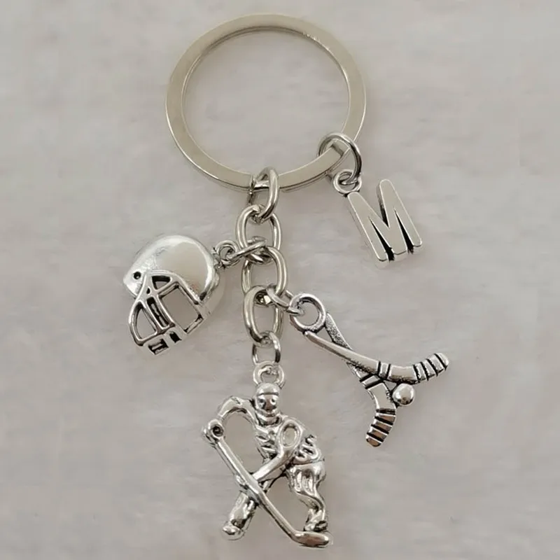 Хоккейная Клюшка на шлем 26 букв |