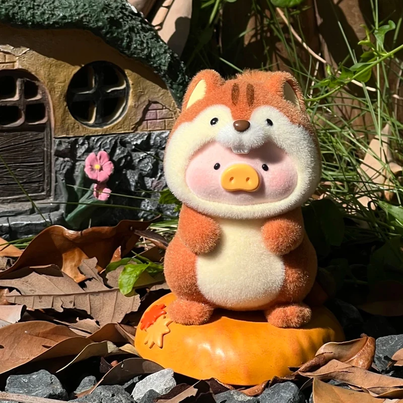 Фото Фигурка-коллекционная модель Lulu The Piggy: Аниме-фигурка белки Лулу с карточкой, серия «Вечеринка животных 2» №5