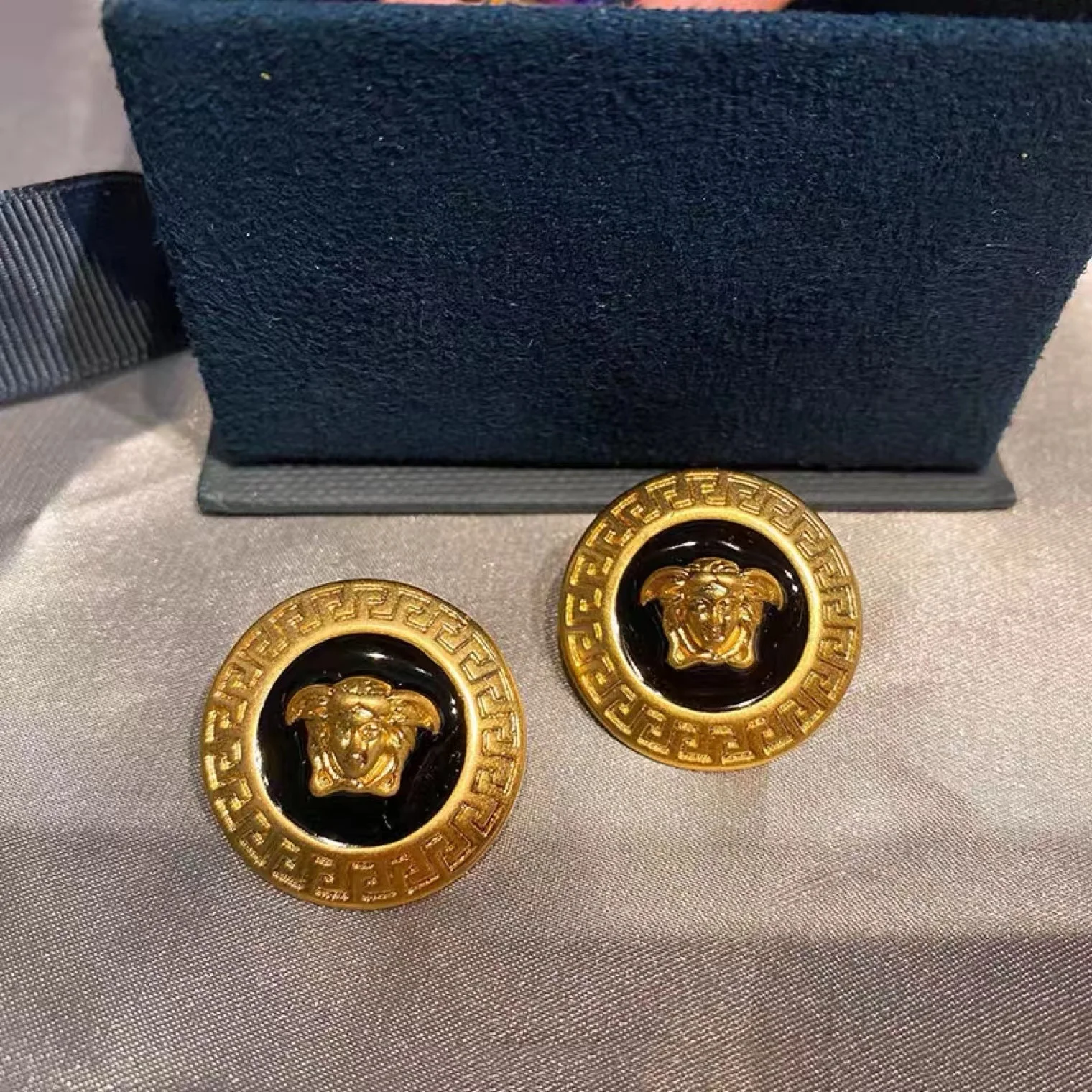 

Роскошные серьги-гвоздики в художественном стиле для женщин и девушек, модные серьги из латуни, модные минималистичные серьги, ювелирные из...