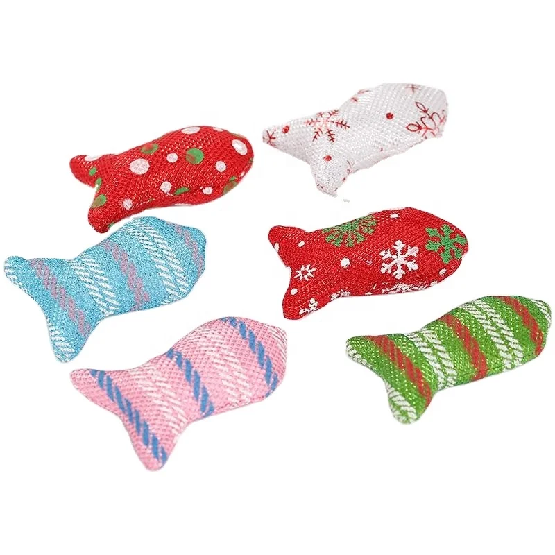

Christmas color Fish Shape Interactive Cat Toys Pack with Catnip