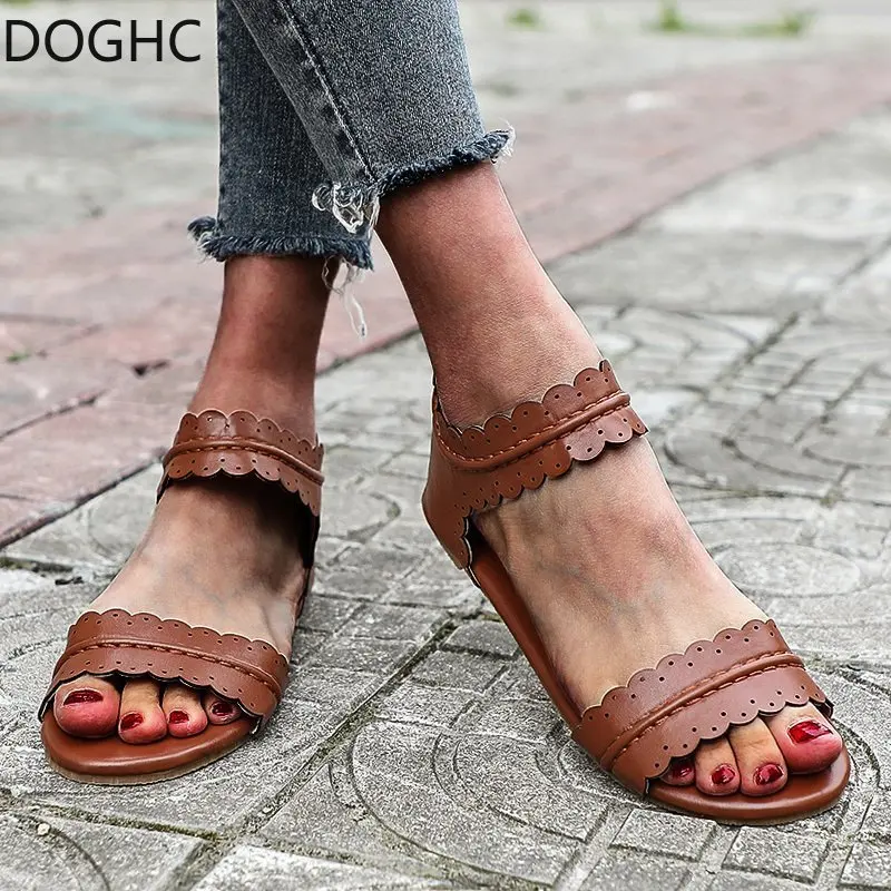 

2022 Fashion Summer Women's Sandals Fashion Peep Toe Zipper Women Shoes Slippers New Outdoor PU Leather Women Flat Beach Sandals