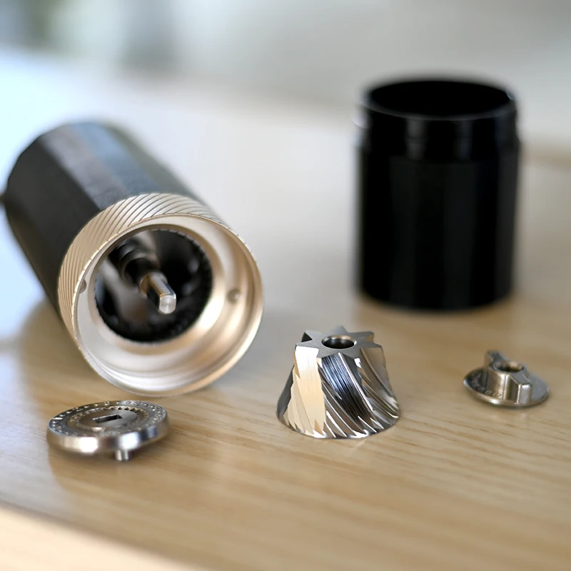 Портативная кофемолка Q AIR