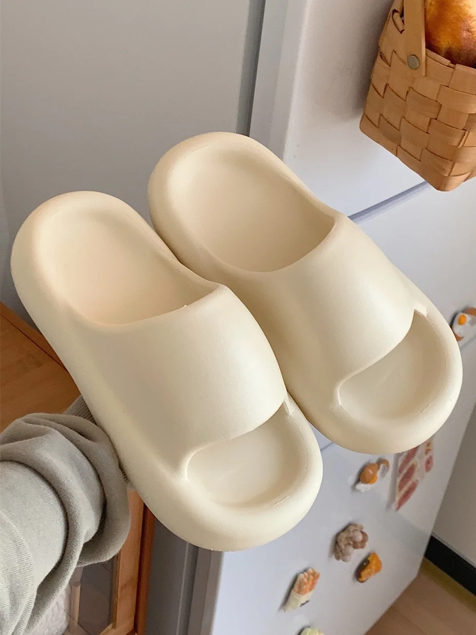 2023 Summer Man Women Slippers Soft Eva Odor Proof Anti-skid Soft Thick Soled Slippers Couple Summer Lovely