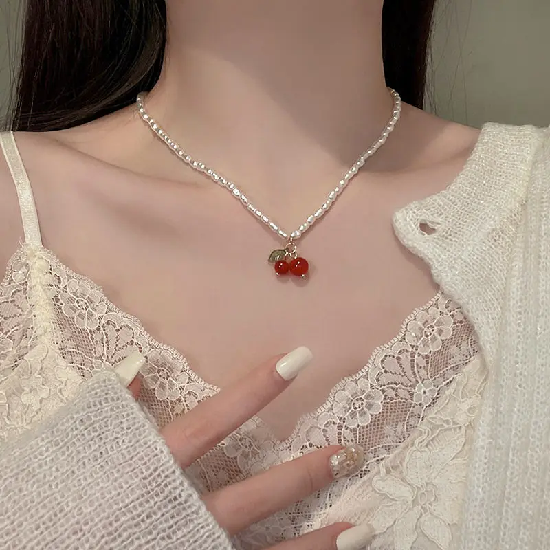 

1pcs gentle pearl cherry blossom necklace female light luxury niche temperament sweet senior sense of design collarbone chain