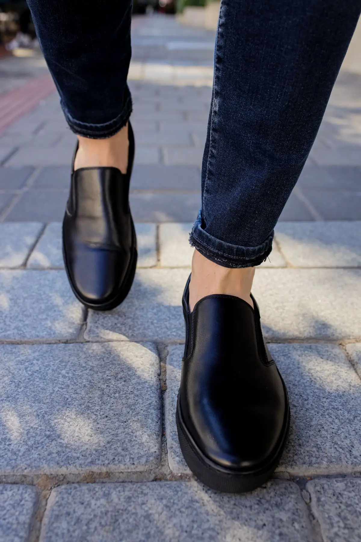 

Men Shoes Shoe Male Platform Designer Casual Genuine Leather Luxury Brand Fashion Original Steel For 2021 Summer Spring Sneaker