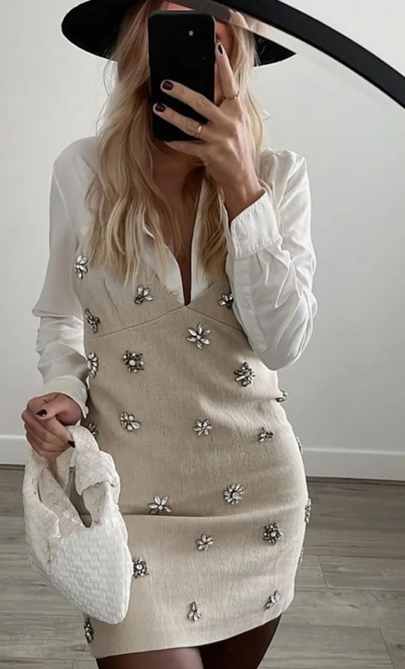 

2023Elegant casual slim sexy dress, Women Chic Fashion Sleeveless Lnlay Mini Dress Vintage Thin Straps Summer Female Dresses Ves