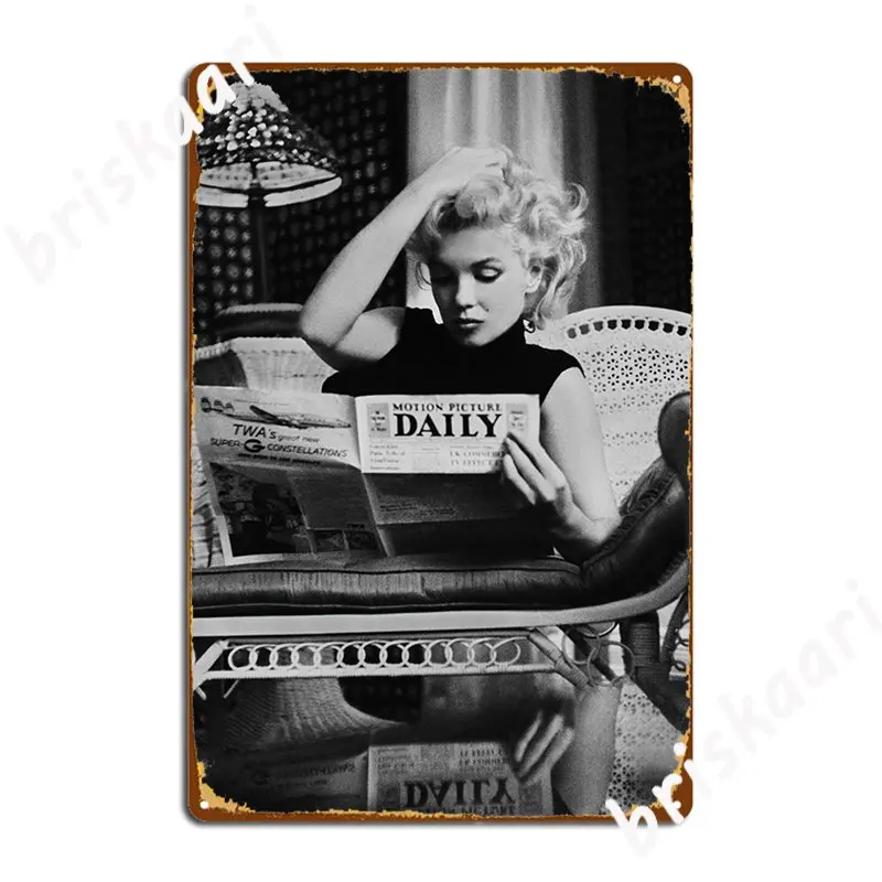 Marilyn Monroe Reading Newspaper Retro Metal Plaque Poster Garage Club Design Decoration Tin Sign |
