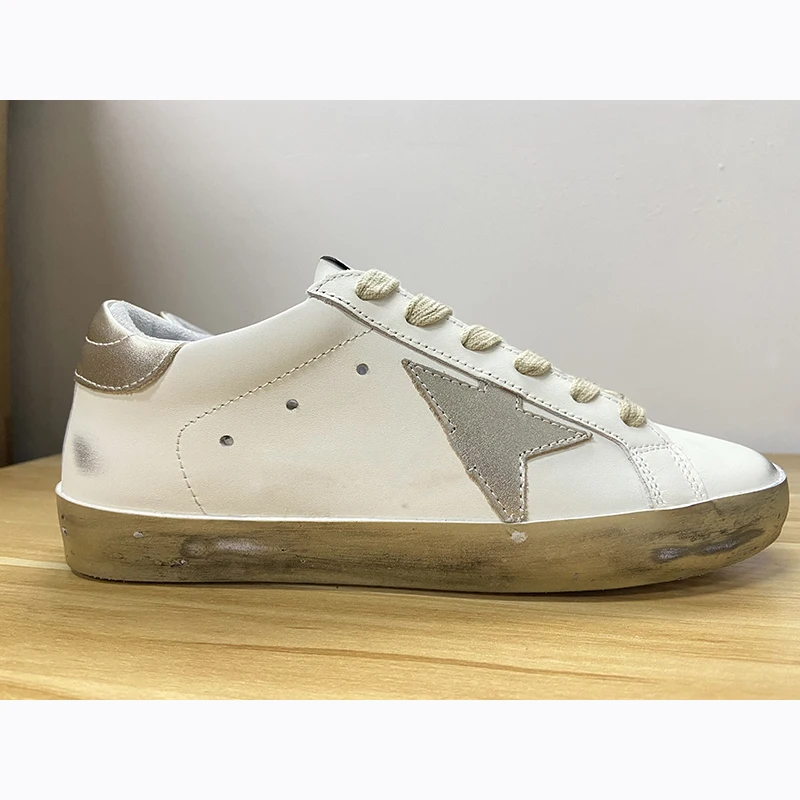 

New Womans Shoes Four Seasons Retro Toe Layer Cowhide Non-slip Breathable Fashion Couples Small Dirty Shoes ST72