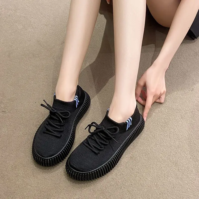 2023 Summer New Socks Flyknit Shoes Women's Breathable Student Casual Shoes Women's Running Sports Shoes