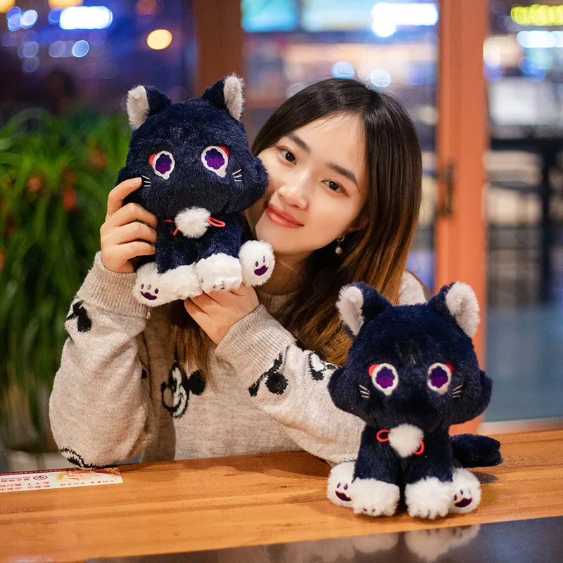 

Аниме игра Genshin 25 см, черная кошка, пушистая ударная страстелевая игрушка, плюшевая игрушка, скарада, кошка, косплей-кукла, мягкая набивная подушка, подарок для ребенка