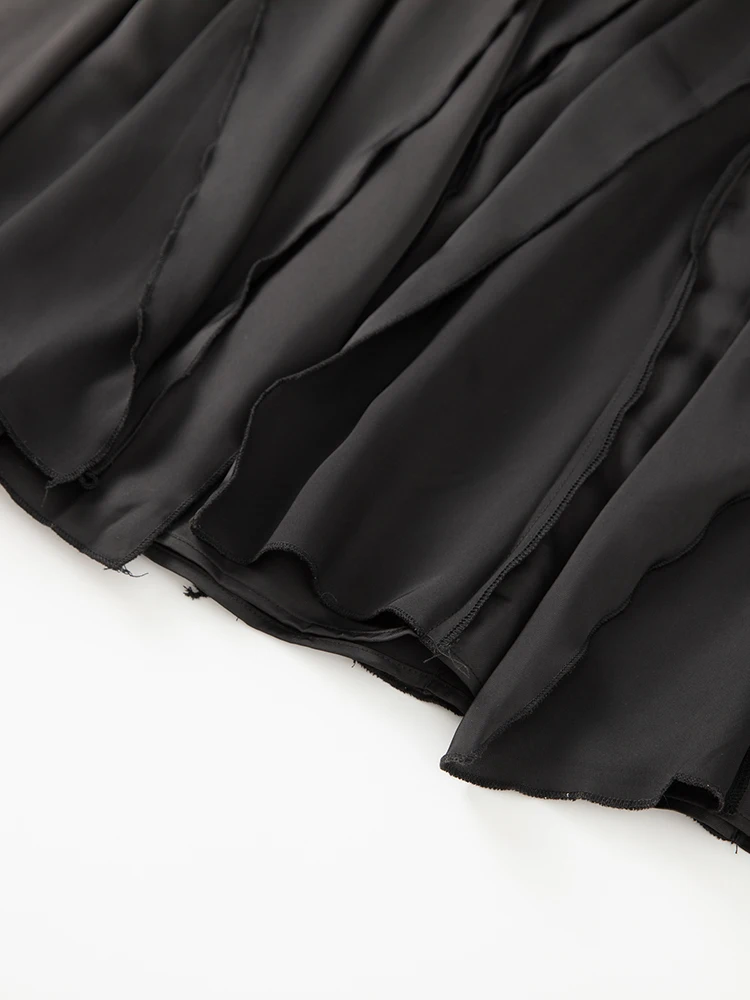 Женское бархатное платье с длинным рукавом круглым вырезом и поясом