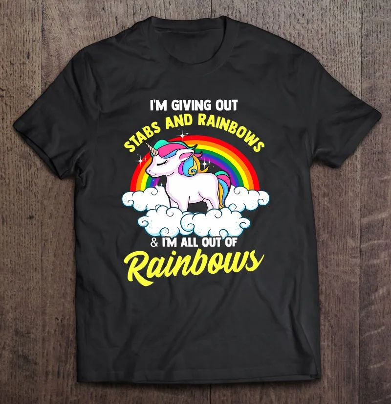 

Футболка мужская оверсайз с изображением единорога и радуги