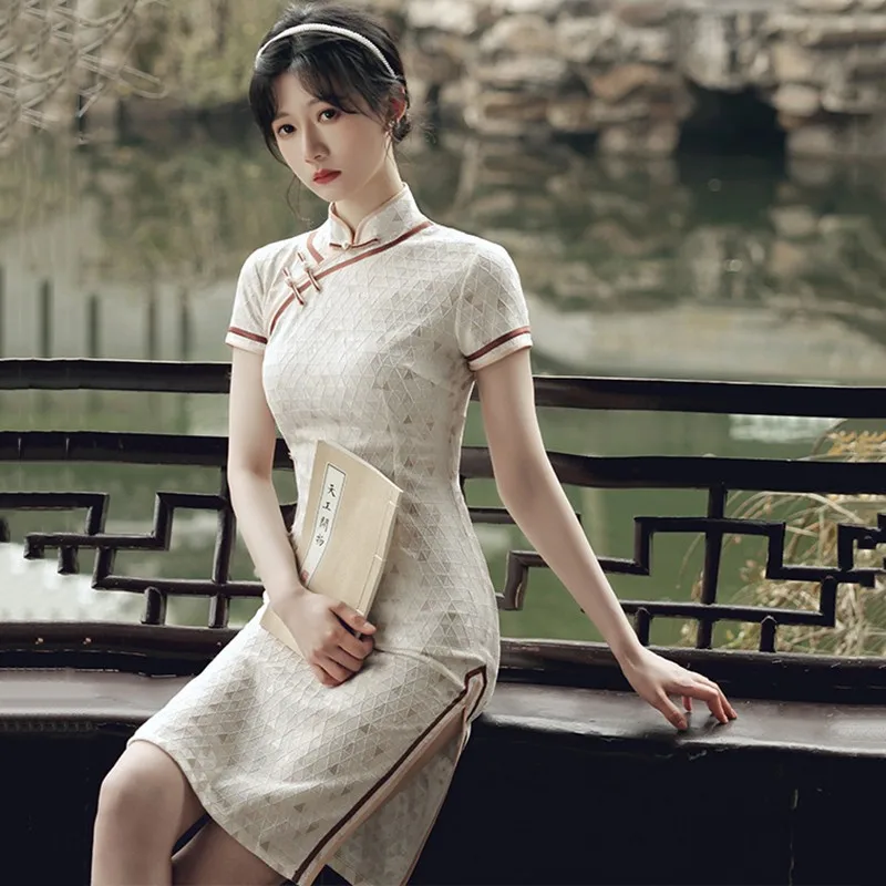 

Lady Sexy Slim Novelty Qipao Short Sleeve Improve Lace Cheongsam Elegant Mandarin Collar Oriental Dresses Vintage Chinese Dress