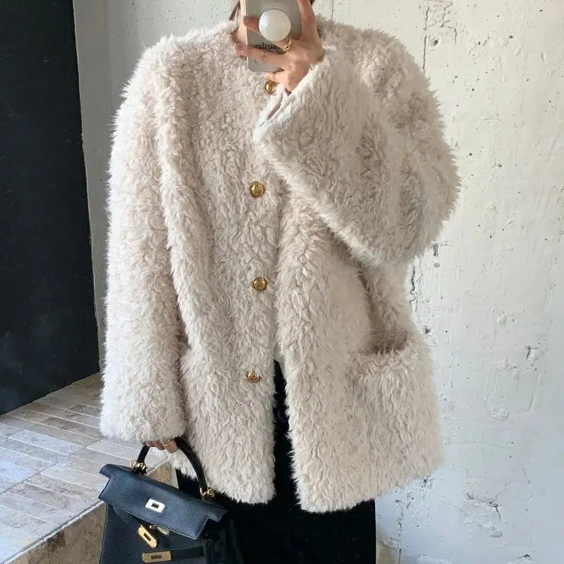 

Hsa французский стиль Ретро маленький ароматный стиль овечья шерсть цельное свободное и утолщенное теплое и ленивое пальто средней длины