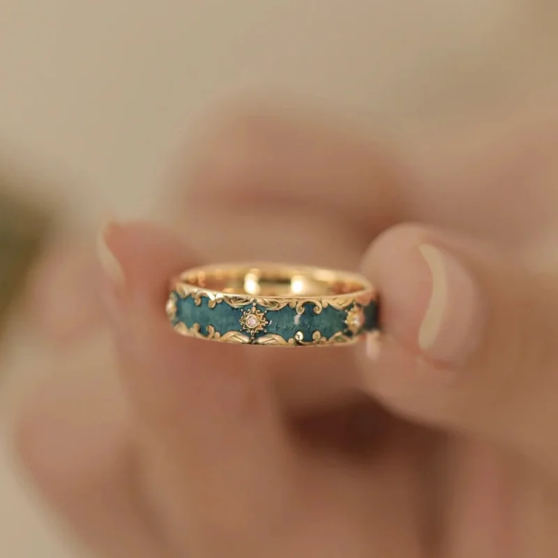 

Exquisite Design Green Enamel Rings Retro Aestheticism Gold Color Metal Enamel Process Pattern Rings Jewelry