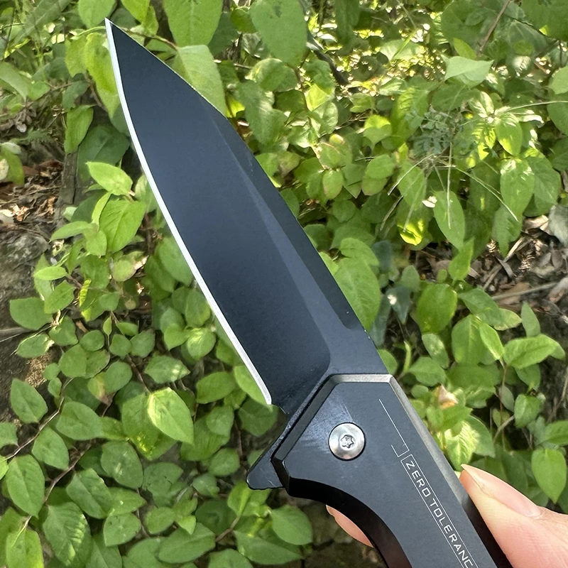 Лезвие 0808 выполнено из нержавеющей стали S35VN с снятой титановой ручкой и