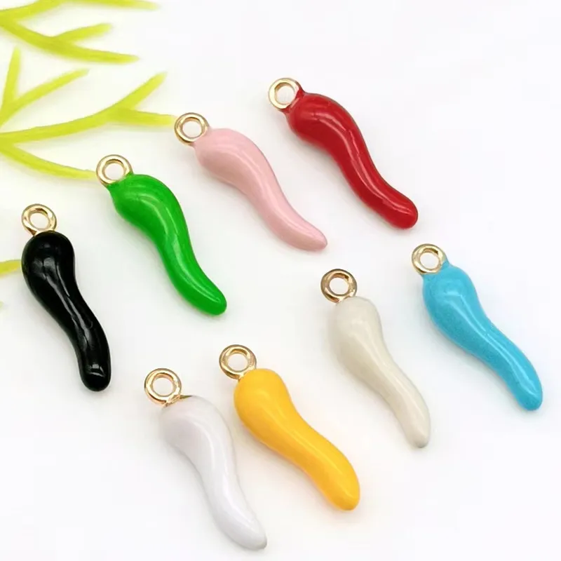 

10pcs/lot Red Chili Horn Charm Alloy Talisman DIY Jewelry Accessories Craft Lucky Pendant Making Vegetabal Floating 20*5mm