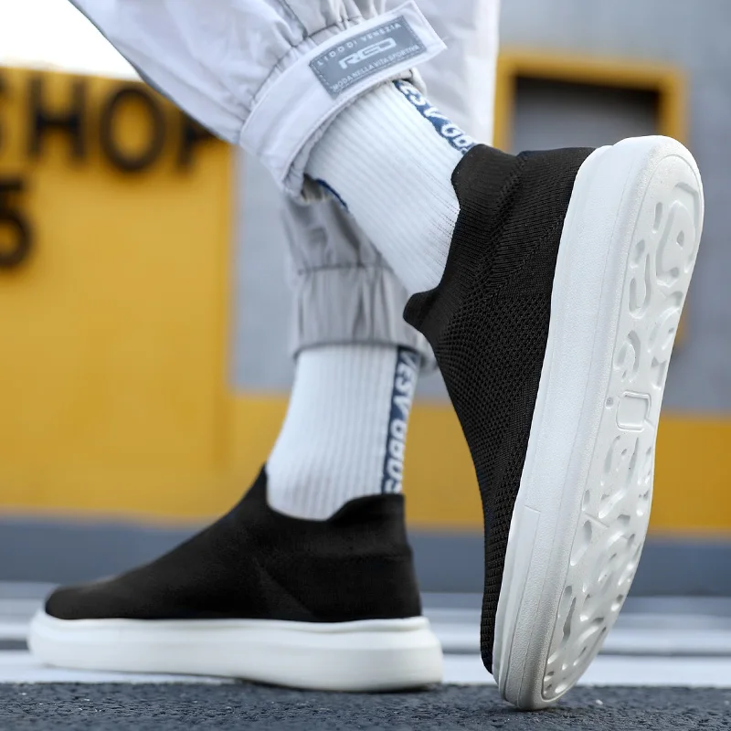 Summer Unisex Breathable Socks Men Shoes Walking Shoes Women's  Fashion Lightweight Soft Sole Sneakers