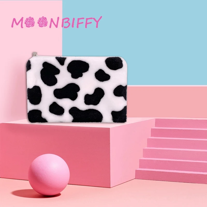

Новые милые плюшевые Кошельки для монет с коровьим принтом, мини-кошелек для мелочи, держатель для карт, держатель для удостоверения личнос...
