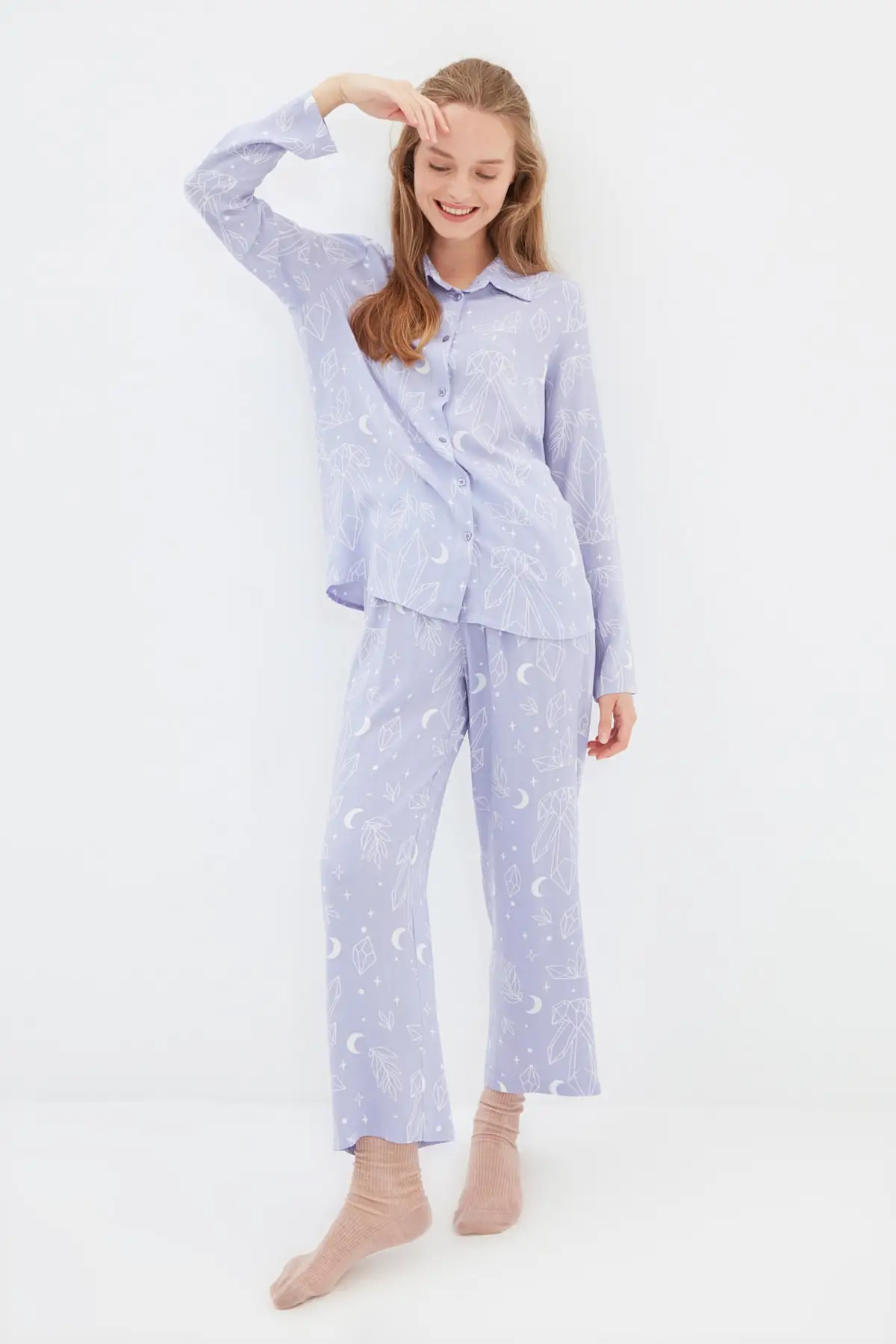Trendyol Astrolojik Patterned Viscose Woven Pajamas set THMAW22PT1251