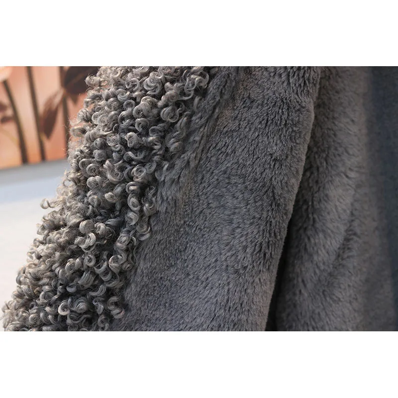 2021 Fashion Winter Women Lamb Fur Long Sleeve Denim Jacket Female New Fashion Retro Thick Warm Lining Solid Color Denim Jacket
