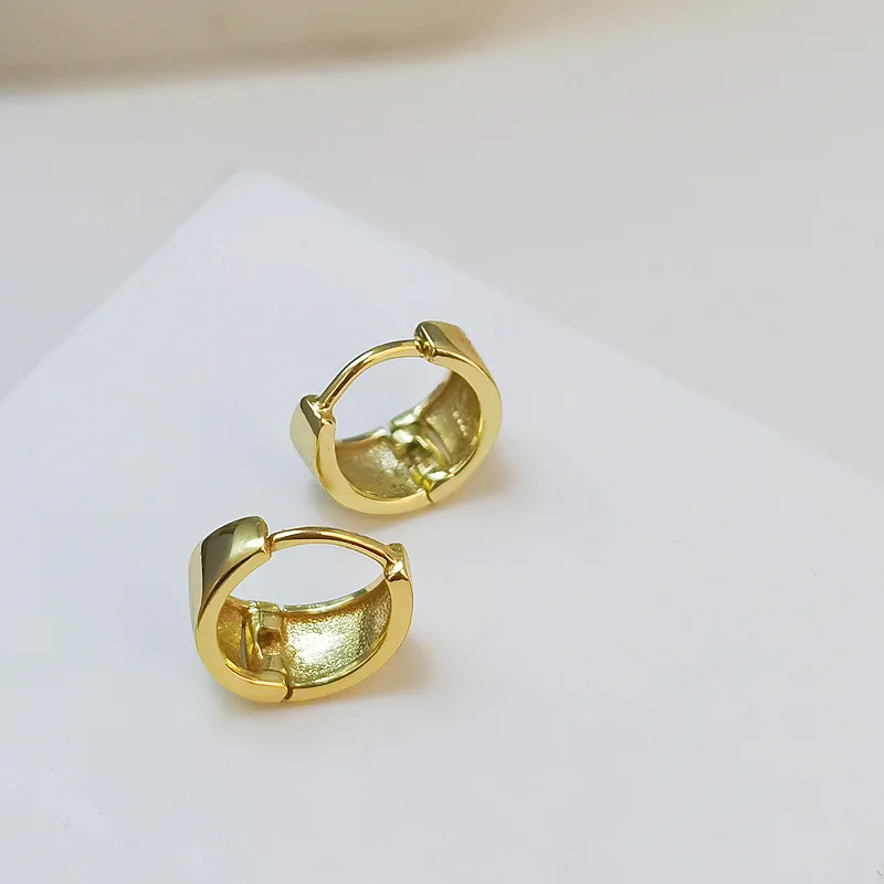 

Stylish S925 Silver Hoop Earrings, Water drop Shape, Perfect for Daily Wear and Work