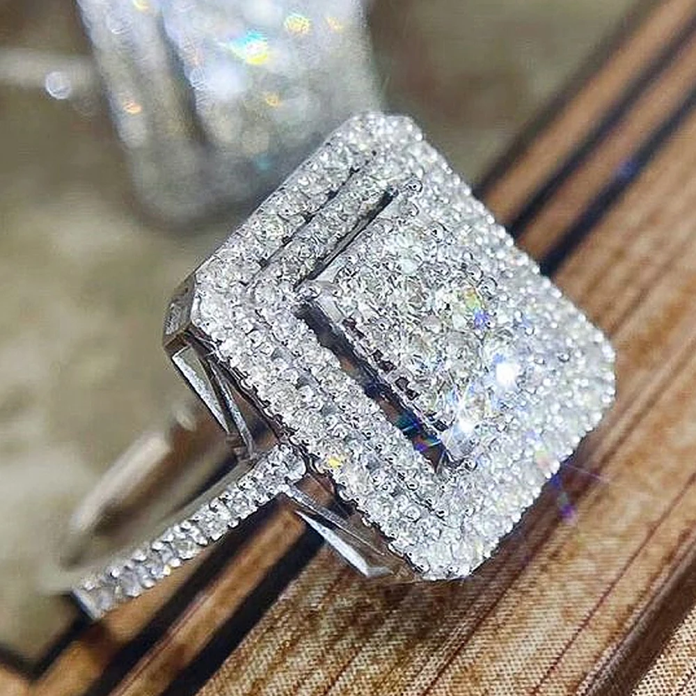 

Huitan Sparkling Cubic Zirconia Rings for Women Luxury Trendy Square-shaped Wedding Bands Accessories High Quality 2022 Jewelry