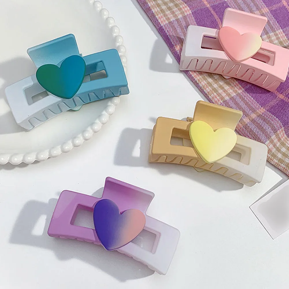 

Новые корейские акриловые заколки-крабы в форме сердца, большие жемчужные Заколки-крабы для женщин и девушек, банная заколка, женский модны...