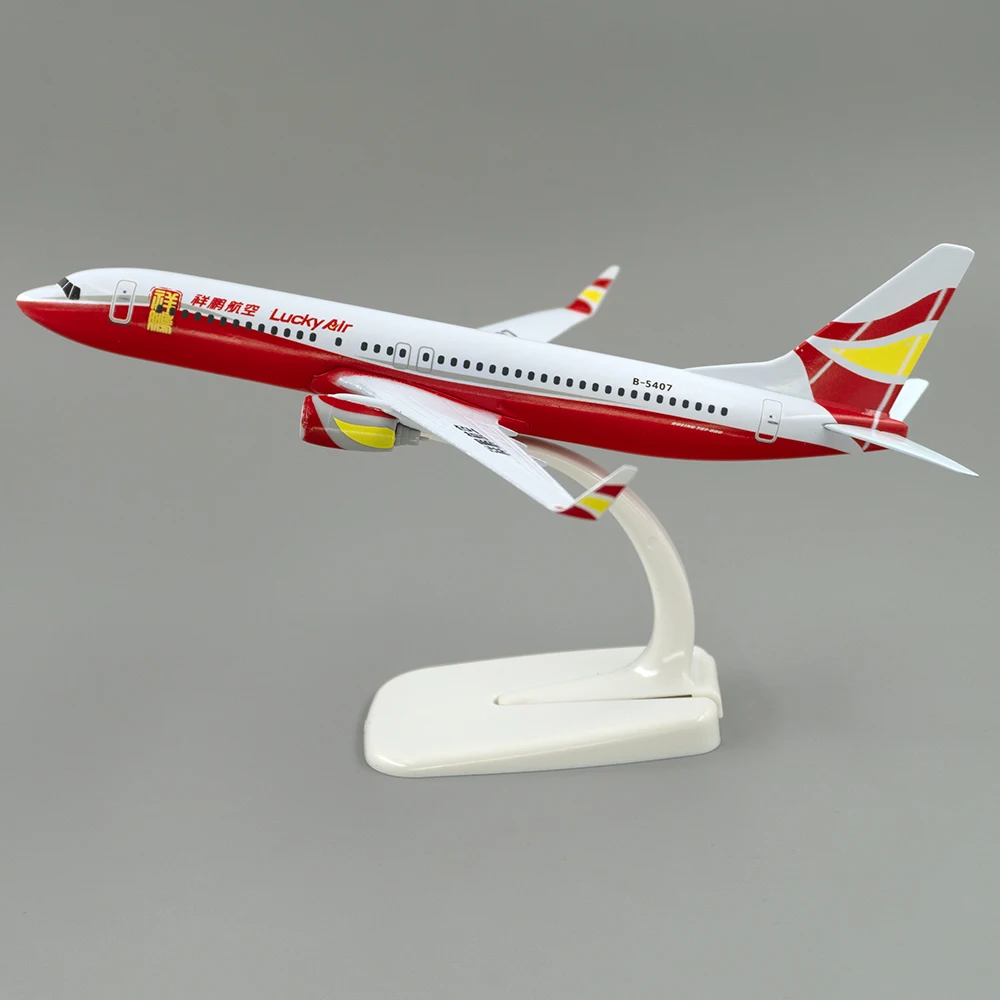 Летательный аппарат Боинг 737 на удачу модель самолета из сплава B737 подарок для