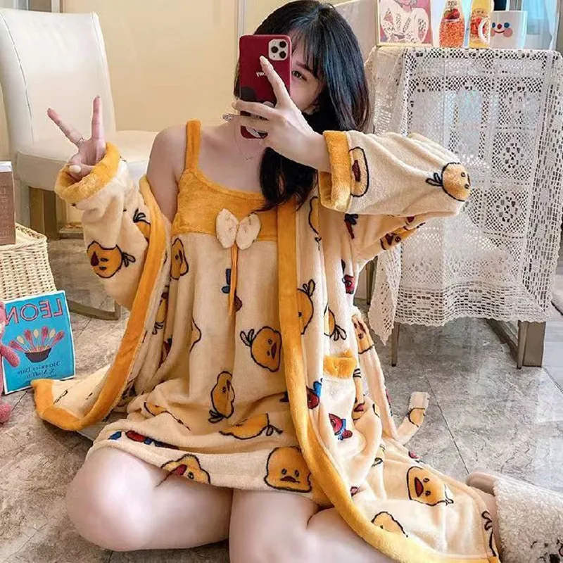 Warm Flannel Bathrobes Nightgowns for Women Velvet Sleeping Dress Cartoon Nightdress Kiki Delivery Sexy Sleepwear Robes Winter