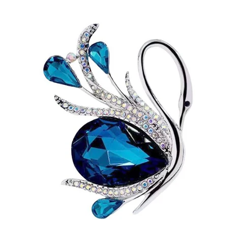 Ретро брошь с лебедем