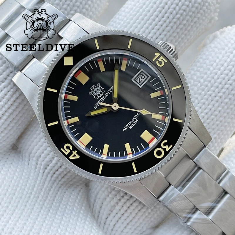 

STEELDIVE SD1952T 41mm Stainless Steel Case Black Dial C3 Green Super Luminous 30ATM NH35 Automatic Watch with Cermaic Bezel