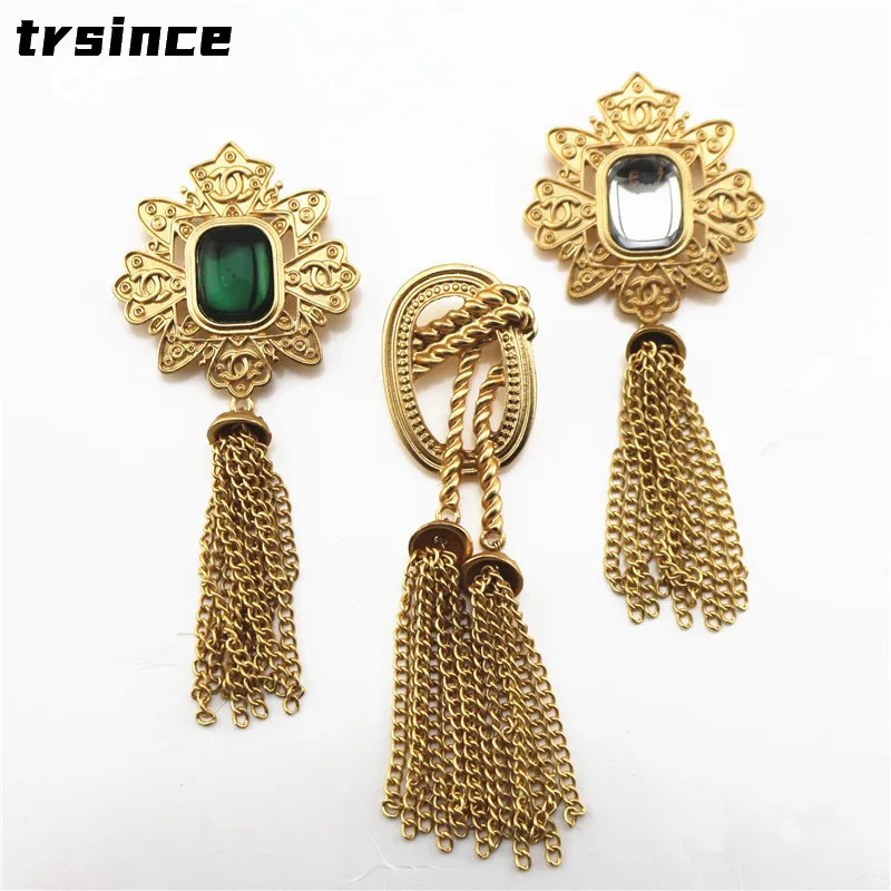 

Vintage Classic Palace Style Colored Gemstone Tassel Brooch Coat Pin Collar Badge Jewelry Brooches Gift Woman and Man