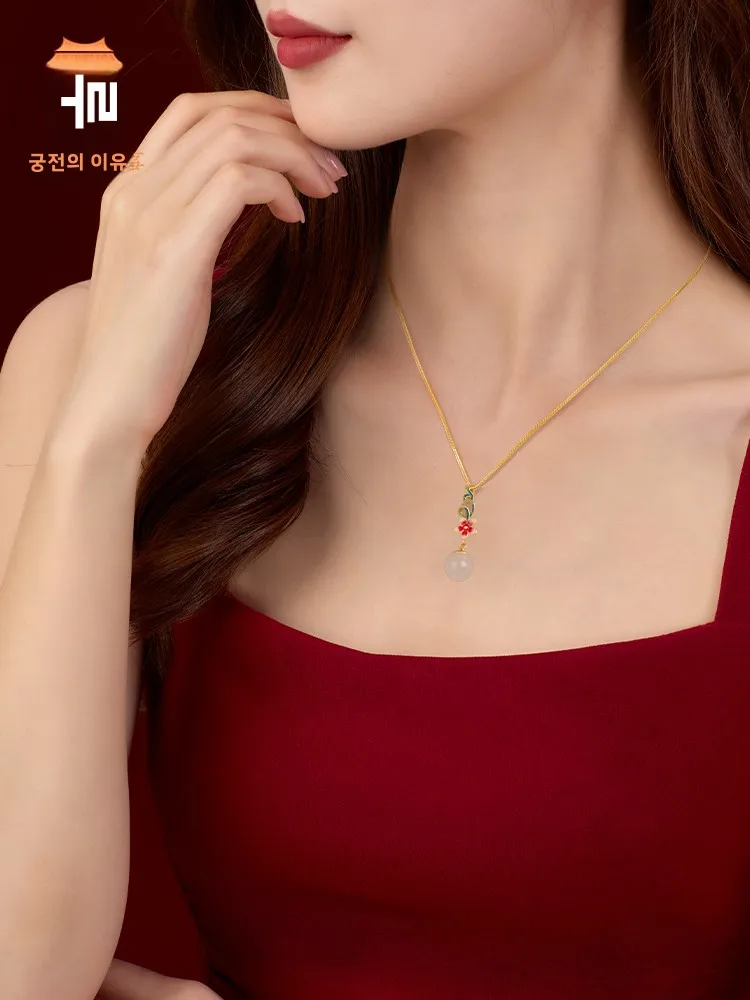 Дворцовый музей Натуральный нефрит Хэтянь Цветы похожие парчовые эмалированные