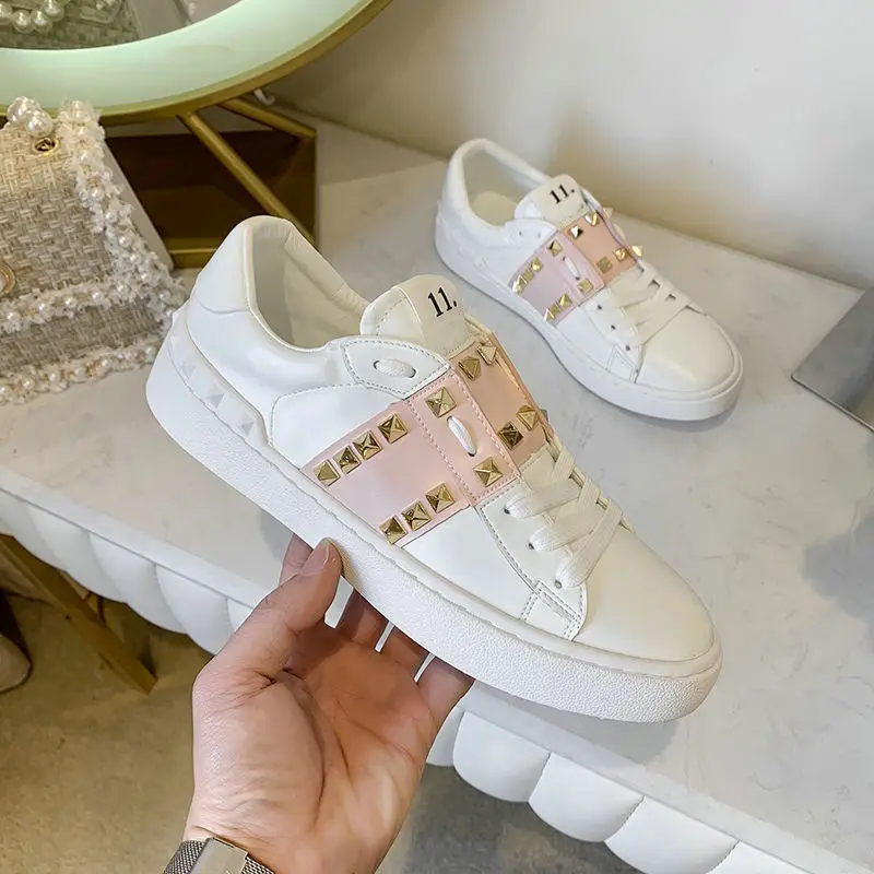 

Platform Sneakers Women High Quality Luxury Design Lace-up Thick Bottom Shoes Woman Tenis Feminino rivet Casual Shoes Plus Size